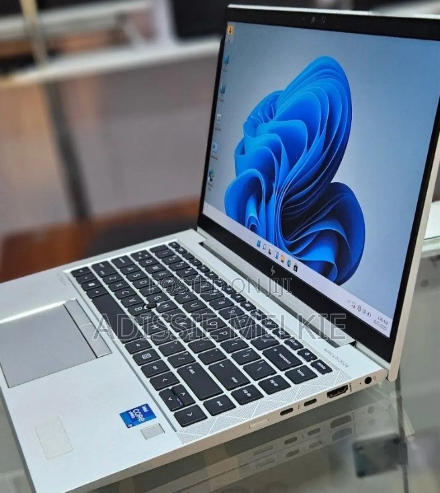 New Laptop HP EliteBook 840 G8 16GB Intel Core I7 SSD 512GB