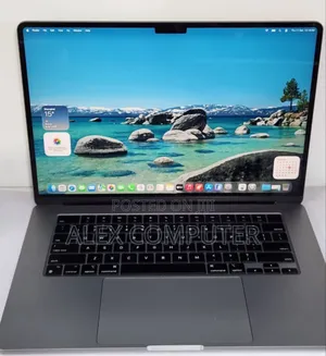 New Laptop Apple MacBook Air 2023 M2 8GB Apple M2 SSD 256GB