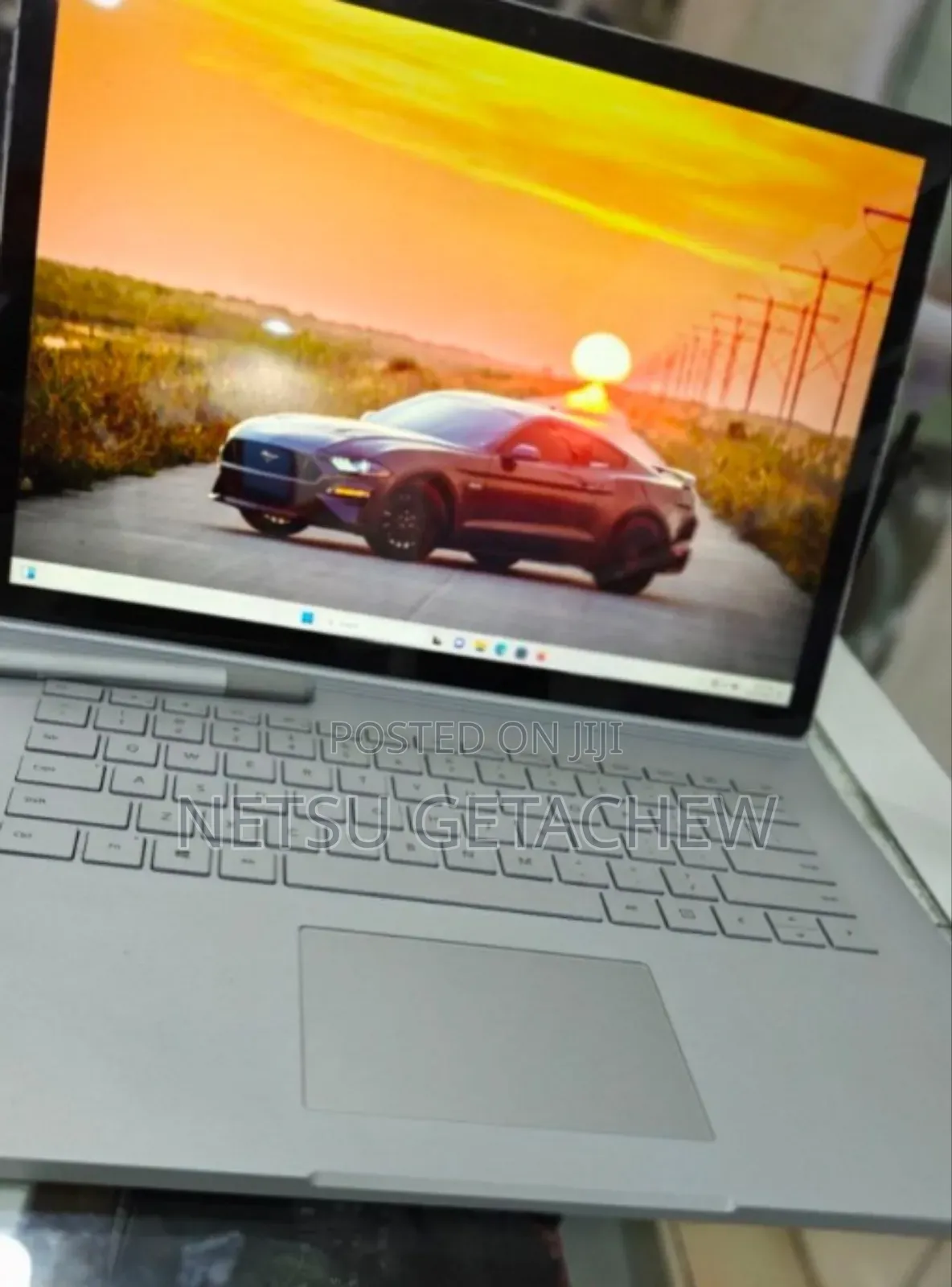 New Laptop Microsoft Surface Book 2 16GB Intel Core I7 SSD 512GB