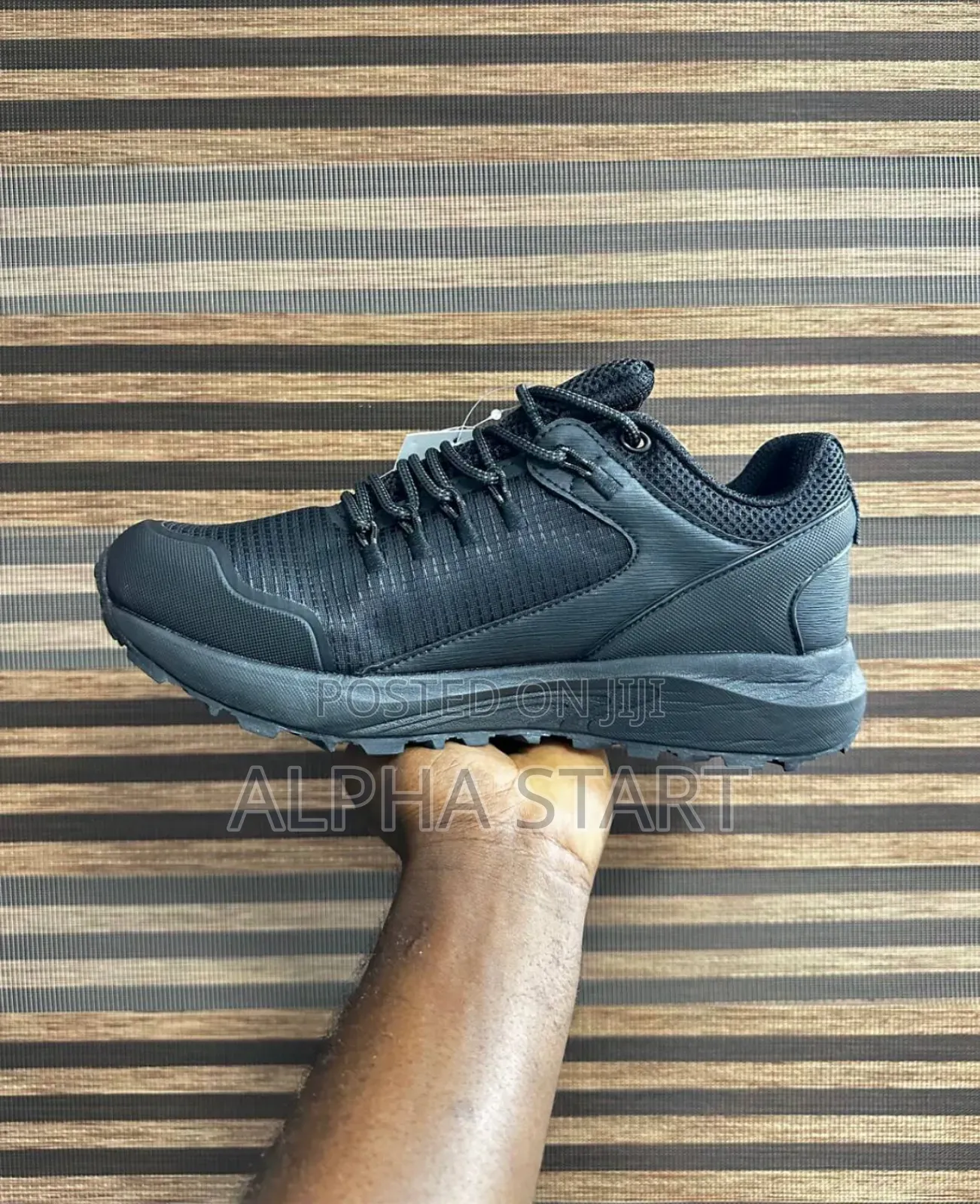 Columbia 100% Water Proof From Usa Master Quality Smooth Sneakers