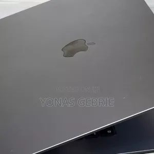 New Laptop Apple MacBook Air 2022 M2 8GB Apple M2 SSD 256GB
