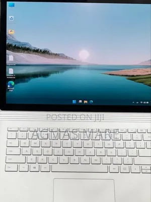 New Laptop Microsoft Surface Book 8GB Intel Core I5 SSD 256GB