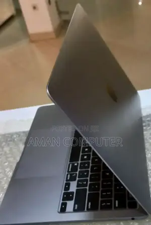 New Laptop Apple MacBook Pro M1 8GB Apple M1 Pro SSD 256GB