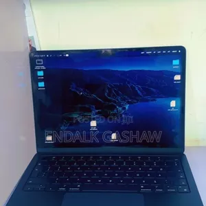 New Laptop Apple MacBook Air 2022 M2 8GB Apple M2 SSD 256GB