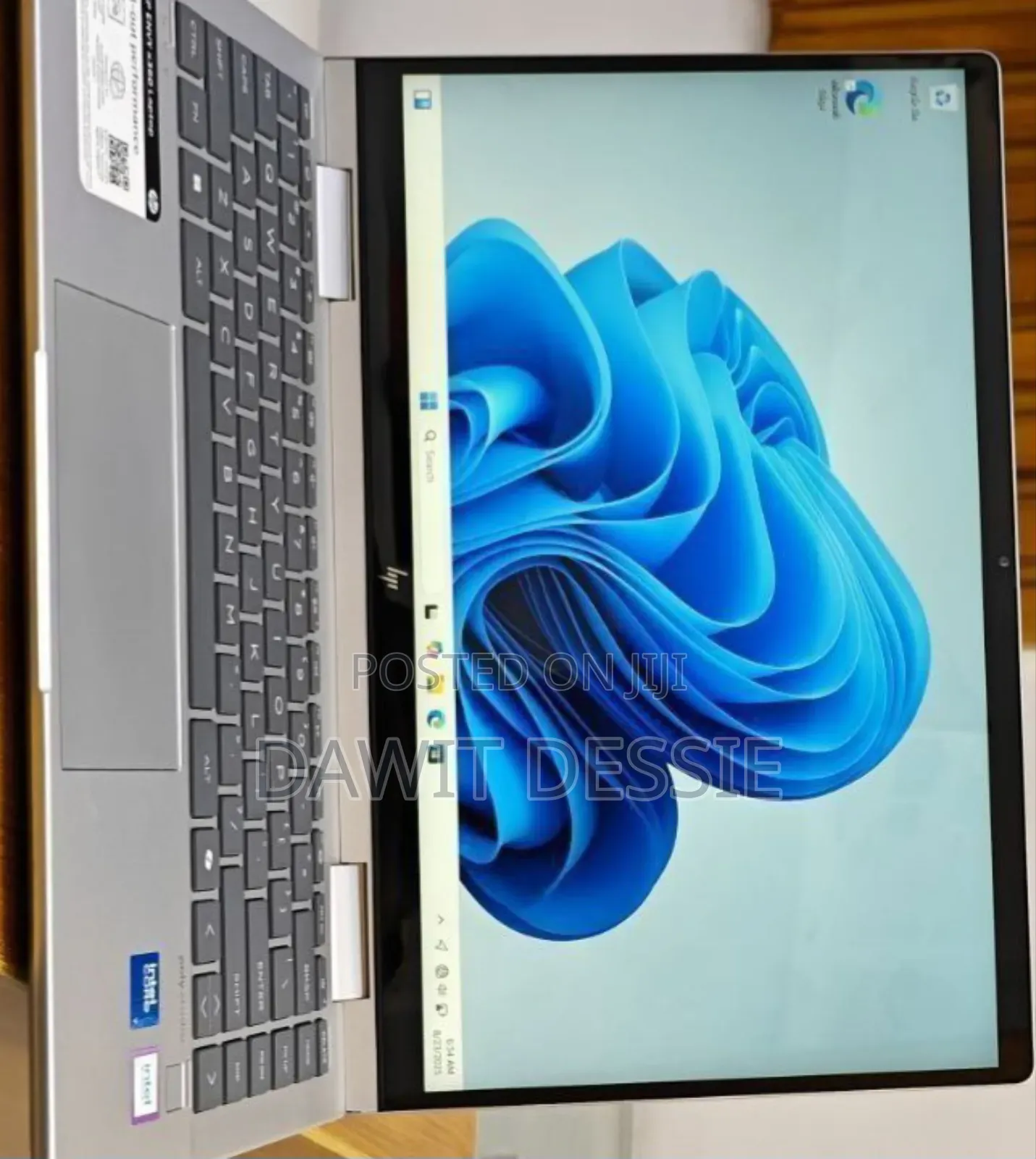 New Laptop HP Envy X360 16GB Intel Core 7 SSD 512GB