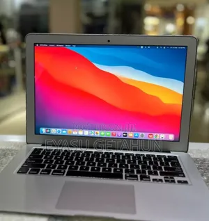 New Laptop Apple MacBook Air 2017 8GB Intel Core I5 SSD 128GB