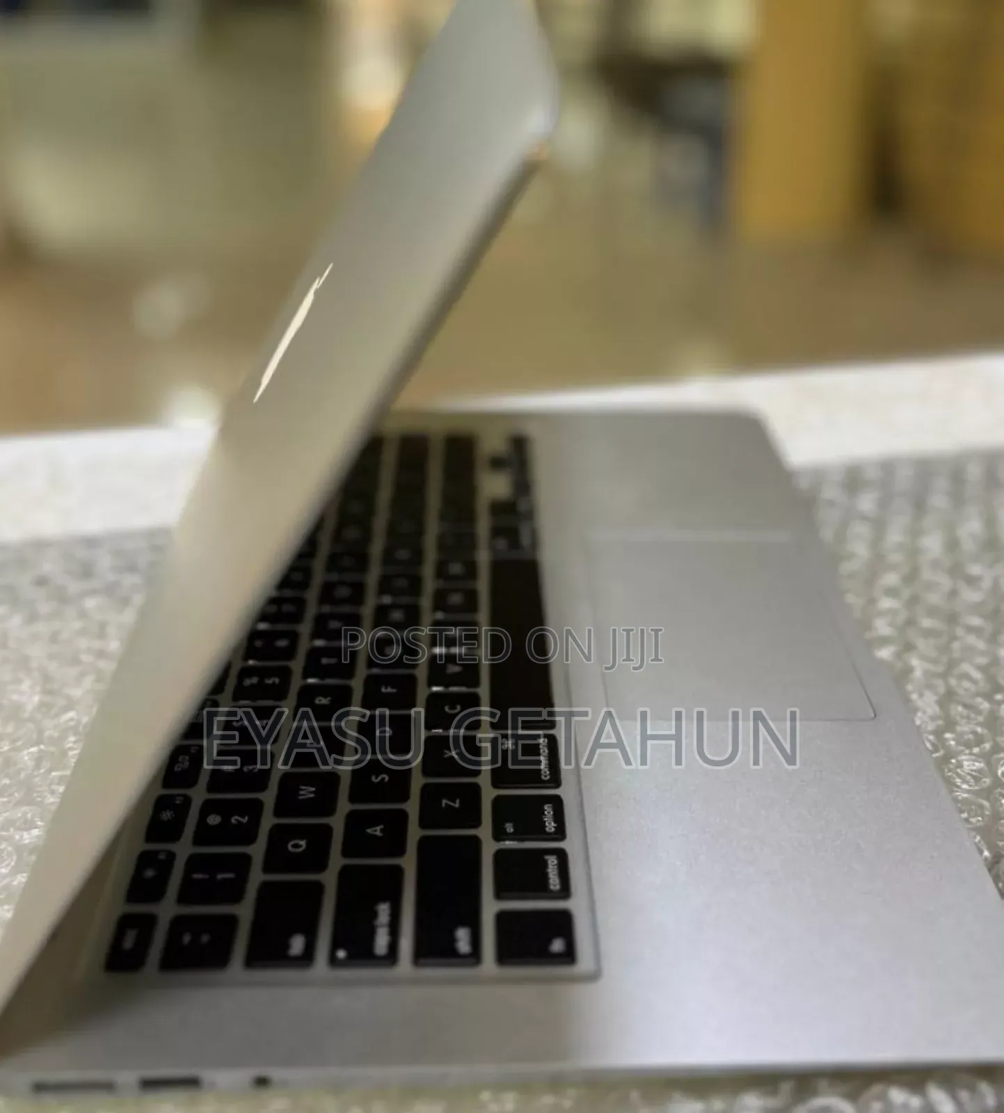 New Laptop Apple MacBook Air 2014 4GB Intel Core I5 SSD 256GB