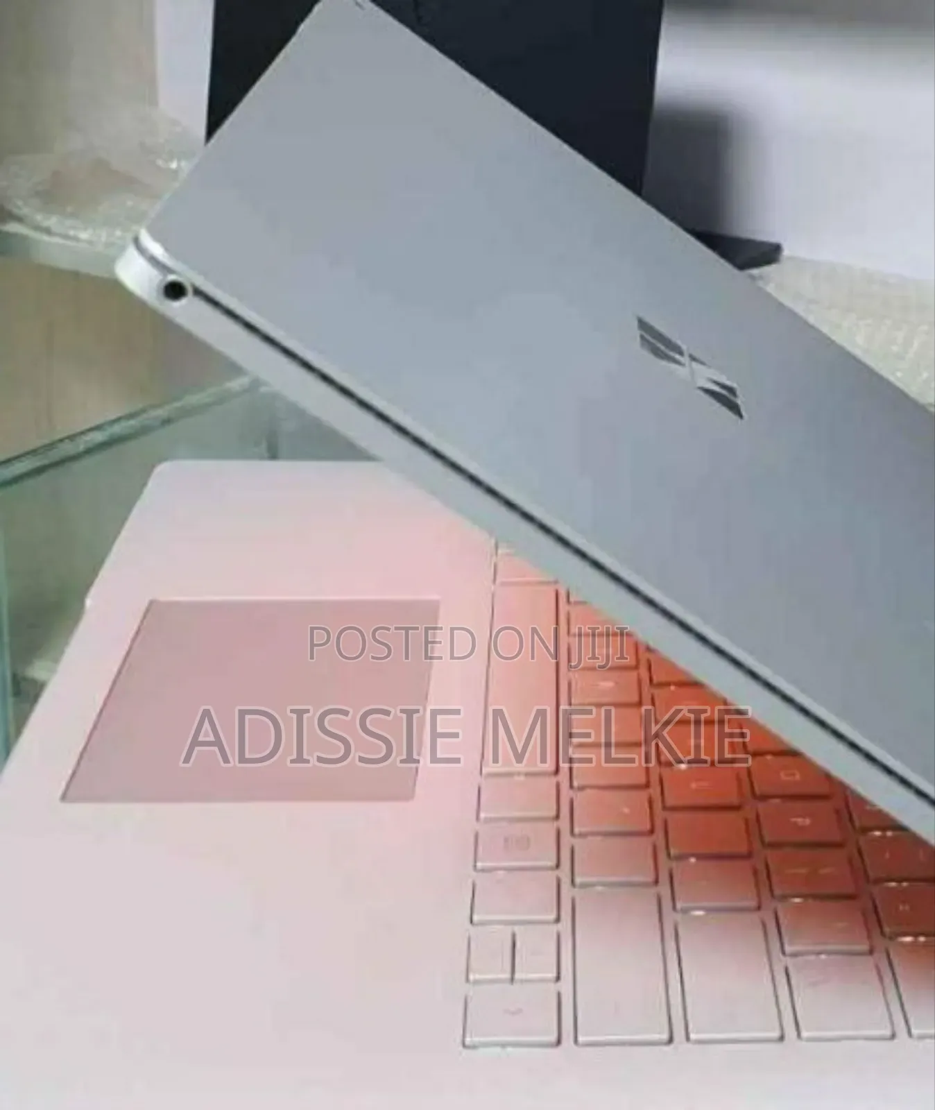 New Laptop Microsoft Surface Book 3 16GB Intel Core I7 SSD 256GB