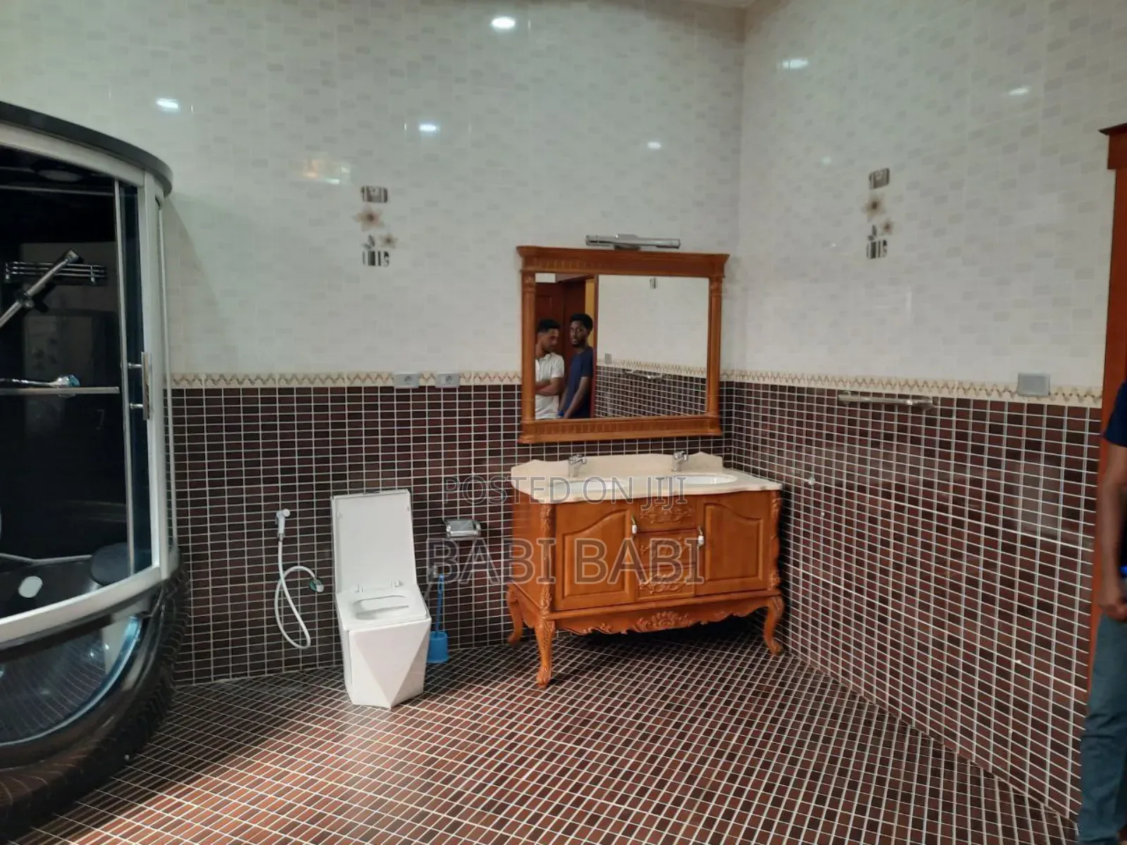 5bdrm House in አያት Ayat, Bole for sale