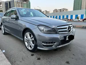 Mercedes-Benz C200 2012 Gray