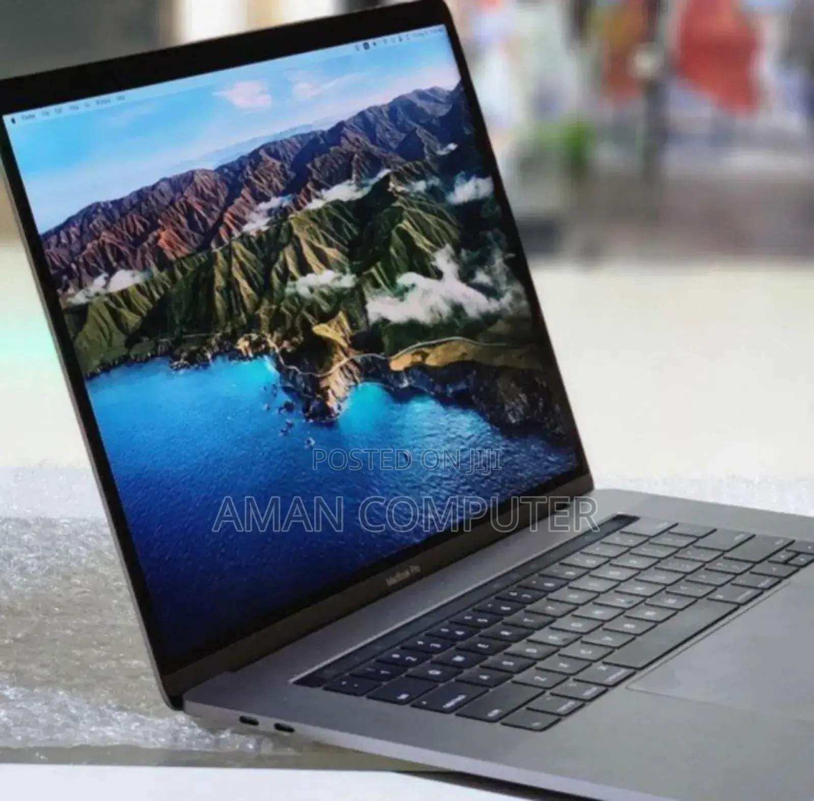 New Laptop Apple MacBook Pro 2017 16GB Intel Core I7 SSD 512GB