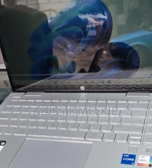 New Laptop HP Pavilion X360 8GB Intel Core i5 SSD 512GB