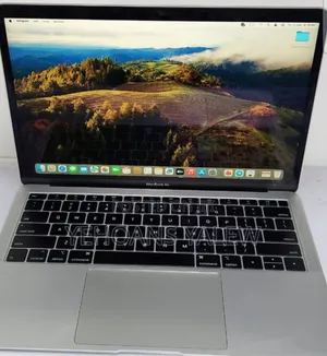 New Laptop Apple MacBook Air 2019 8GB Intel Core I5 SSD 256GB