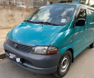 Toyota HiAce 2003 Blue