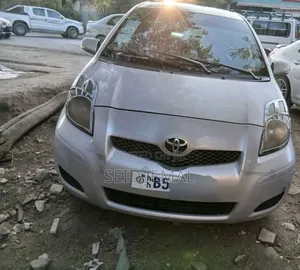 Toyota Yaris 2008 Silver