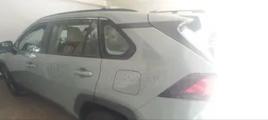 Toyota RAV4 2021 Beige