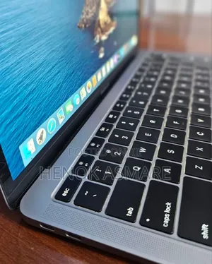 New Laptop Apple MacBook Air 2019 8GB Intel Core I5 SSD 128GB