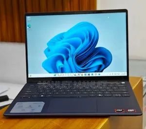 New Laptop Dell Inspiron 14 16GB AMD Ryzen 7 SSD 1T