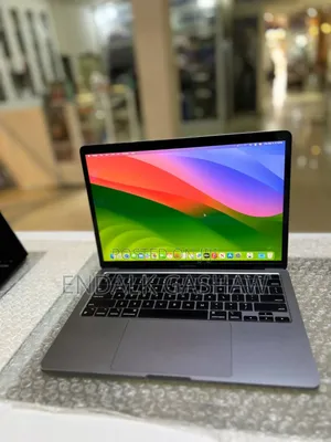 New Laptop Apple MacBook Pro 2020 M1 8GB Apple M1 SSD 256GB