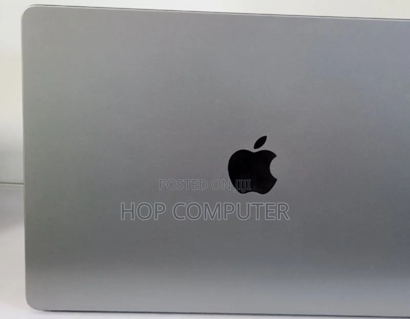 New Laptop Apple MacBook Air 2022 M2 8GB Apple M2 SSD 256GB