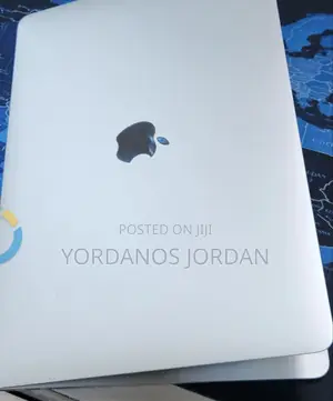New Laptop Apple MacBook Air 2019 8GB Intel Core i5 SSD 256GB