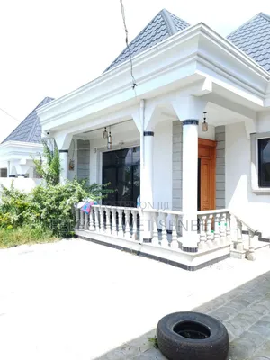 Furnished 5bdrm Villa in Aa, Bole for sale