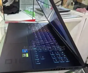 New Laptop HP Omen 16 16GB Intel Core I7 SSD 1T