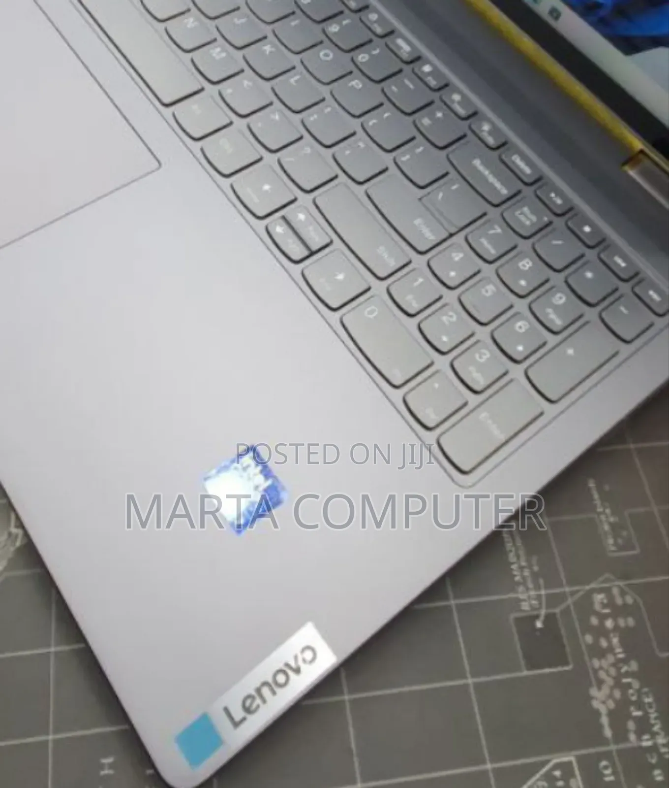 New Laptop Lenovo Yoga 7i 16GB Intel Core I7 SSD 1T
