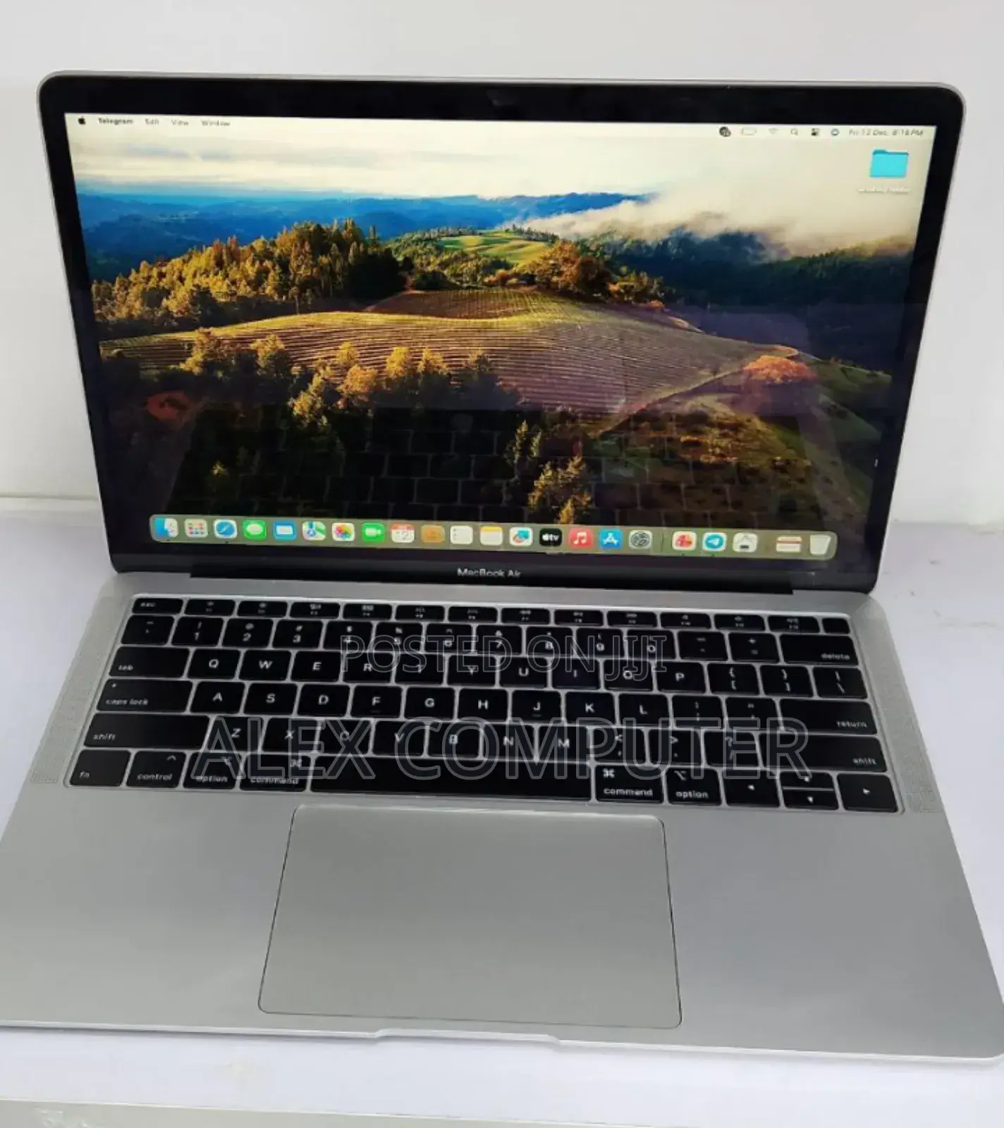 New Laptop Apple MacBook Air 2019 8GB Intel Core I5 SSD 256GB