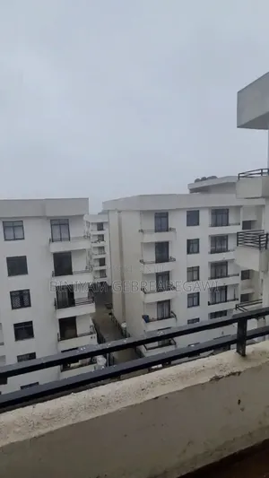3bdrm Apartment in Apartment, Yeka for rent
