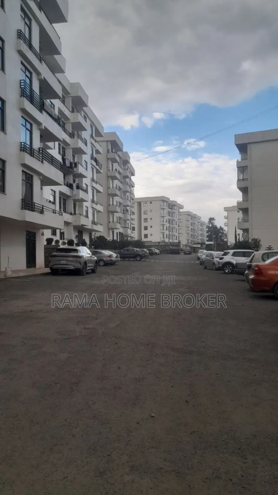 Furnished 3bdrm Apartment in Noah Real Estate, Yeka for sale