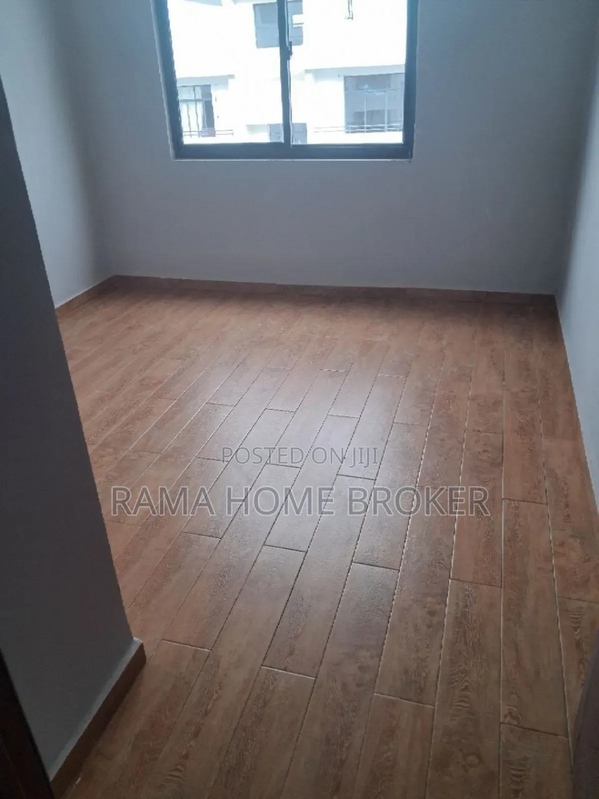 Furnished 3bdrm Apartment in Noah Real Estate, Yeka for sale