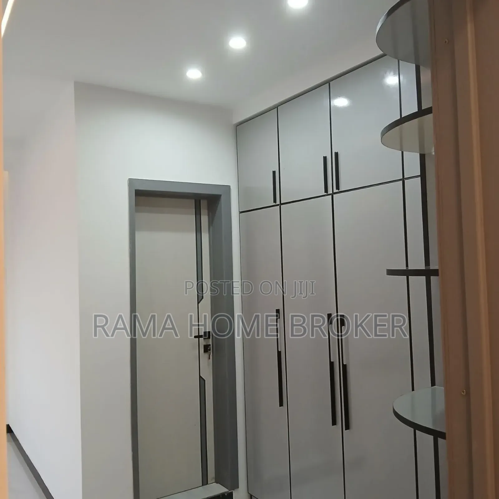 Furnished 3bdrm Apartment in Yeka for sale