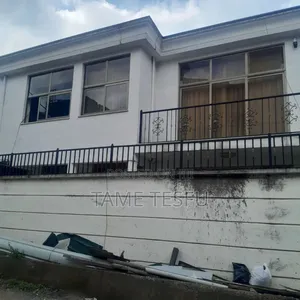 Furnished 4bdrm House in ሀያት G+1 ቤት200ካሬ, Bole for sale
