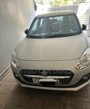 Suzuki Swift 2022 Silver
