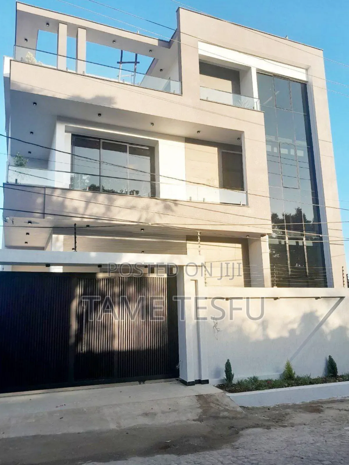 Furnished 8bdrm House in ሀያት ዞን ዉስጥ, Bole for sale