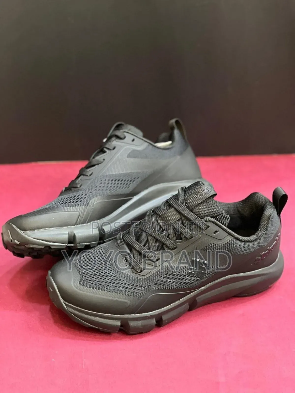 Columbia Montrail Black Fashion Sneaker
