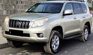 Toyota Land Cruiser Prado 2012 Gold