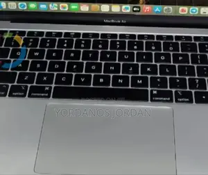 New Laptop Apple MacBook Air 2019 8GB Intel Core i5 SSD 256GB