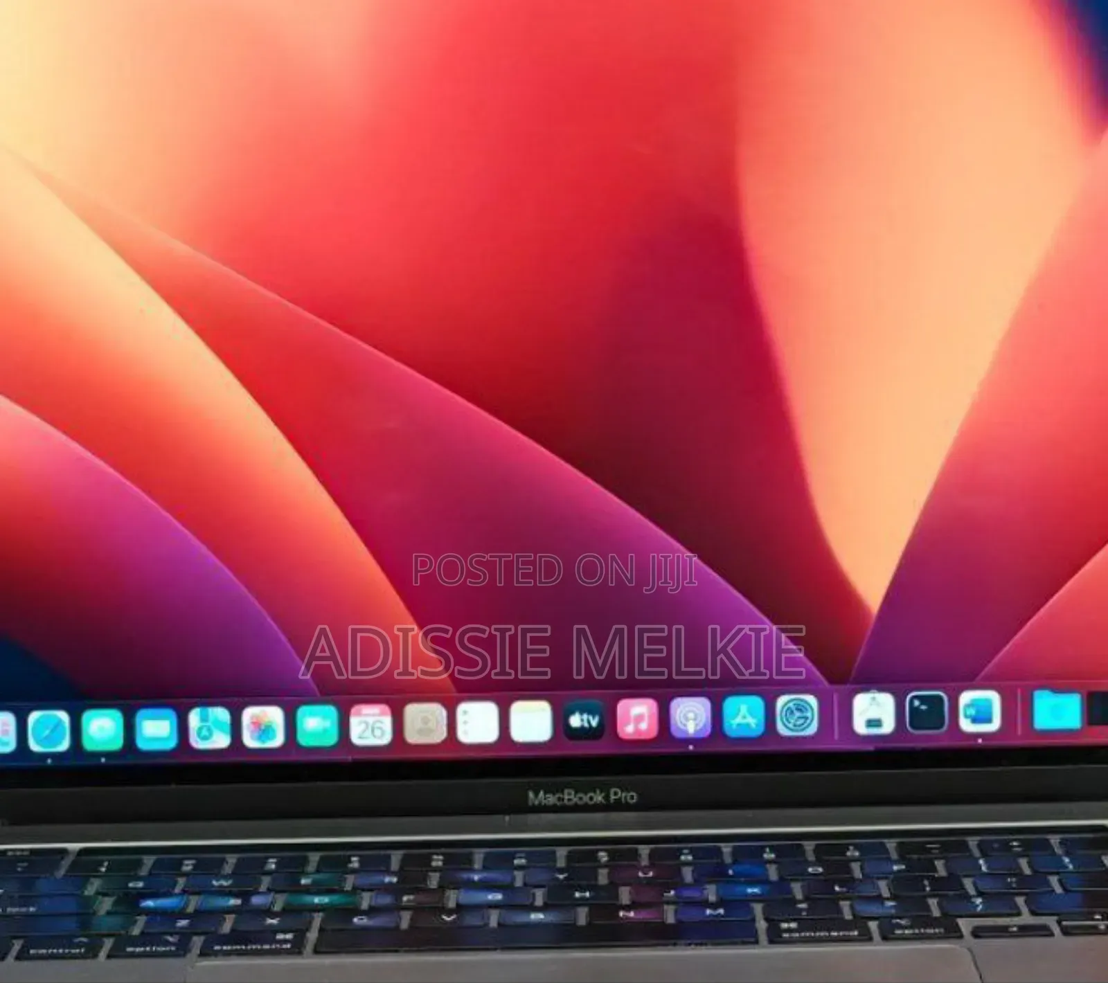 New Laptop Apple MacBook Pro 2019 16GB Intel Core I7 SSD 512GB