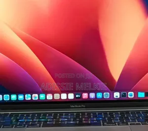 New Laptop Apple MacBook Pro 2019 16GB Intel Core I7 SSD 512GB