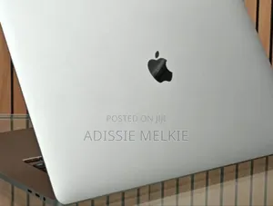 New Laptop Apple MacBook Pro 2019 16GB Intel Core I7 SSD 512GB