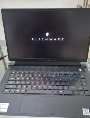 New Laptop Dell Alienware M15 R7 32GB Intel Core I9 SSD 1T