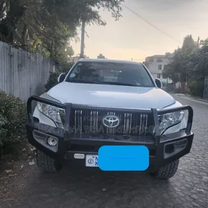 Toyota Land Cruiser Prado 2014 White