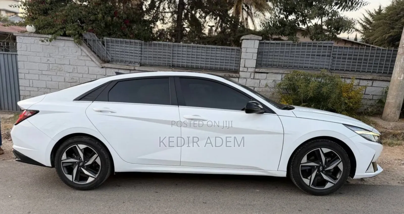 Hyundai Avante 2021 White
