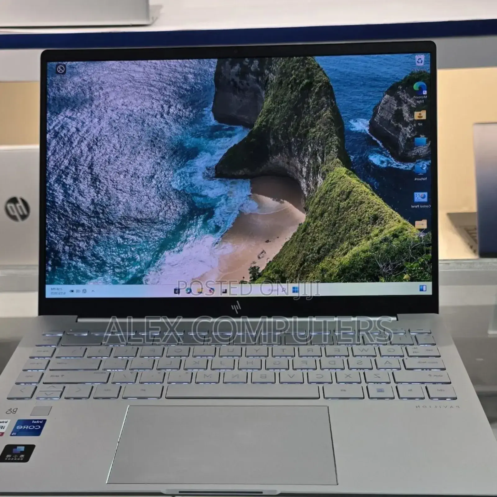 New Laptop HP Pavilion 15 16GB Intel Core I5 SSD 1T