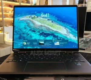 New Laptop HP Spectre 16GB Intel Core I7 SSD 1T