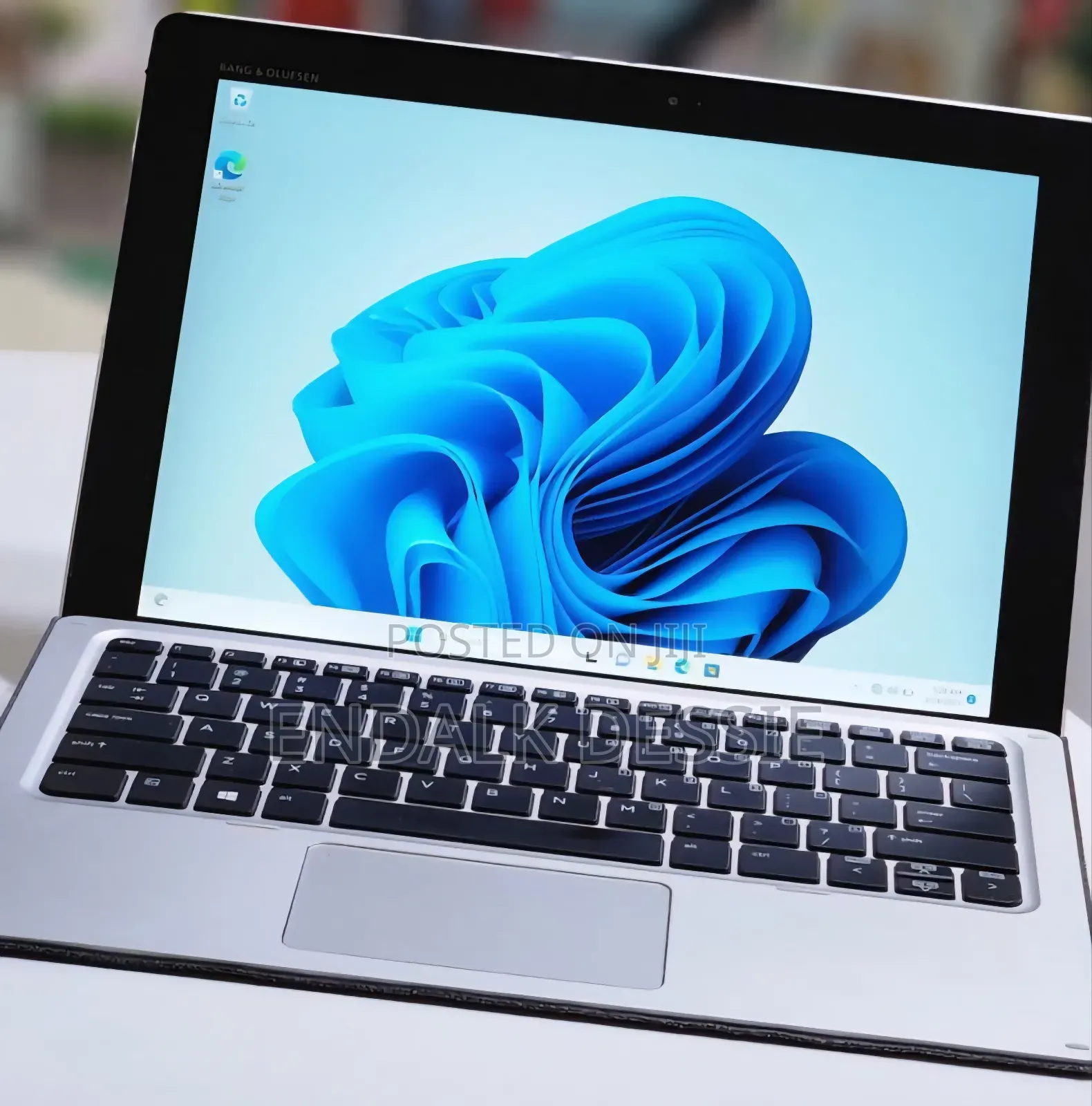 New Laptop HP Elite X2 1011 G1 8GB SSD 256GB
