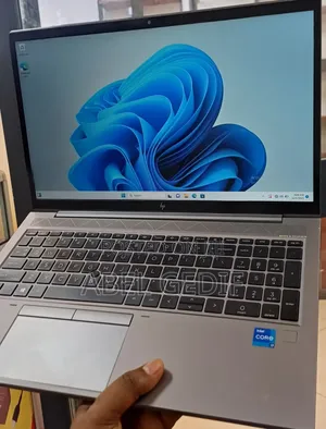 New Laptop HP ZBook 15 16GB Intel Core I7 SSD 512GB
