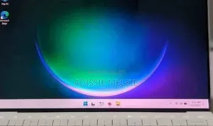 New Laptop Dell XPS 13 16GB Intel Core i7 SSD 512GB